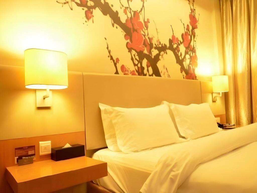 Metropolo Hotel Wuchuang Jiangtan Jiyuqiao Metro Station Vuhan Dış mekan fotoğraf