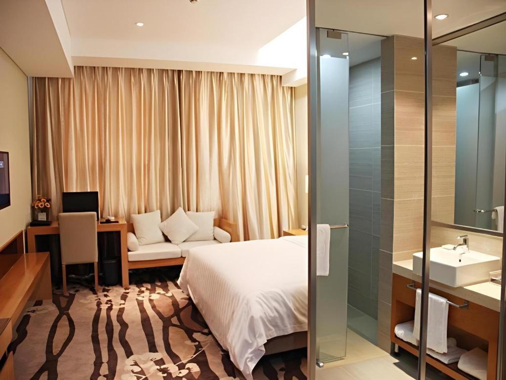 Metropolo Hotel Wuchuang Jiangtan Jiyuqiao Metro Station Vuhan Dış mekan fotoğraf