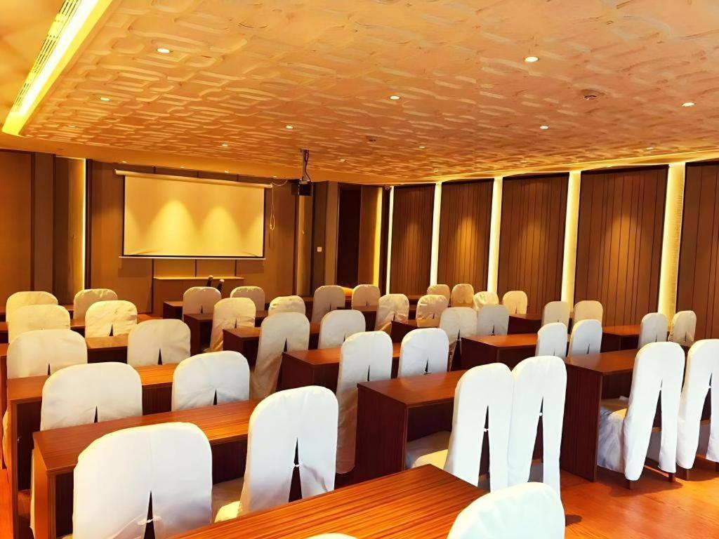Metropolo Hotel Wuchuang Jiangtan Jiyuqiao Metro Station Vuhan Dış mekan fotoğraf